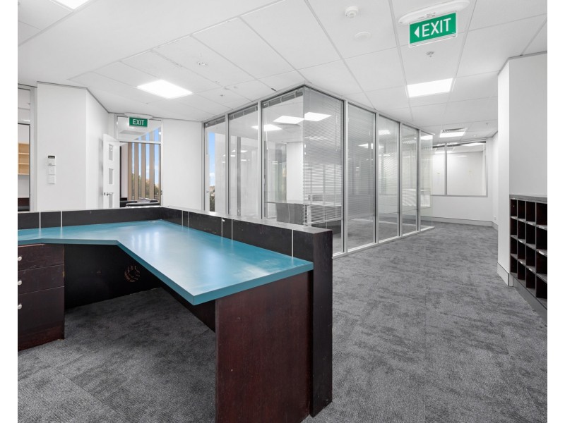 204/Pivotal Point 50 Marine Parade, Southport QLD 4215