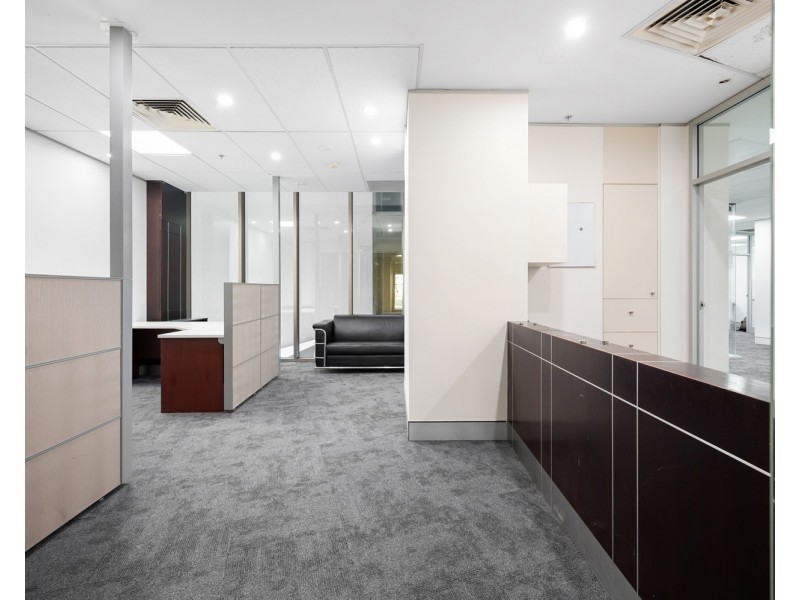 204/Pivotal Point 50 Marine Parade, Southport QLD 4215