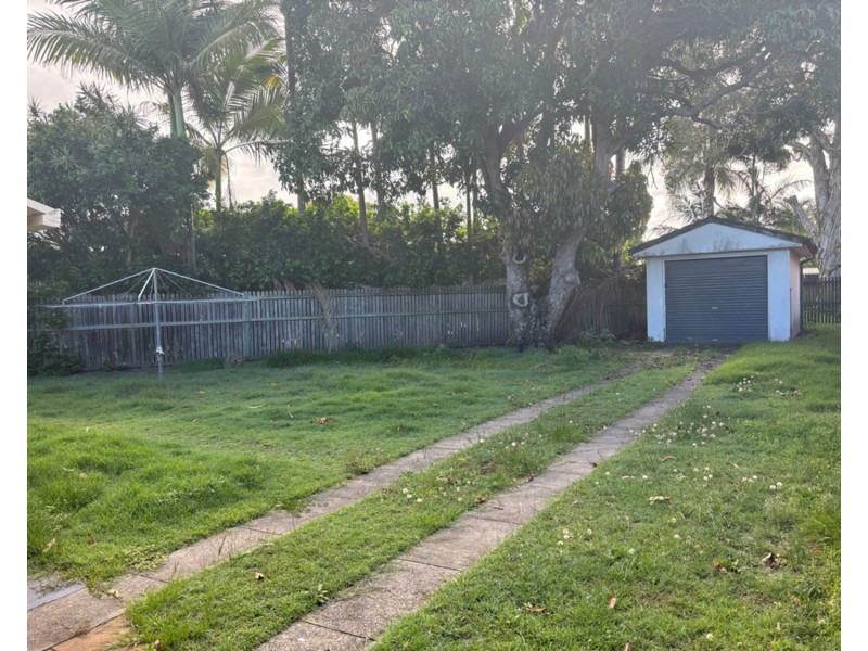 24 Morala Avenue, Runaway Bay QLD 4216