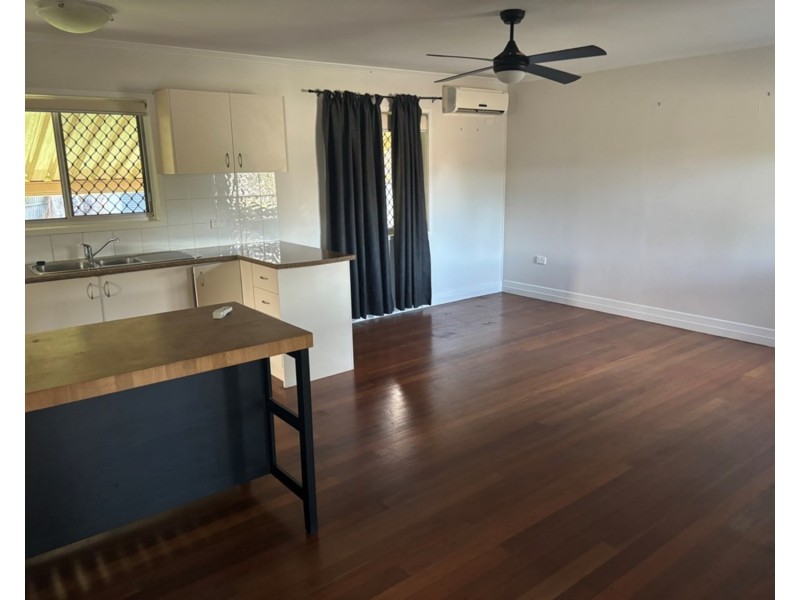 24 Morala Avenue, Runaway Bay QLD 4216