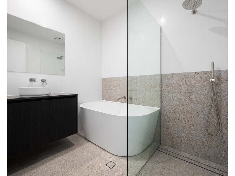 2/39 Minnie Street, Southport QLD 4215