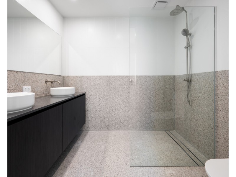 2/39 Minnie Street, Southport QLD 4215