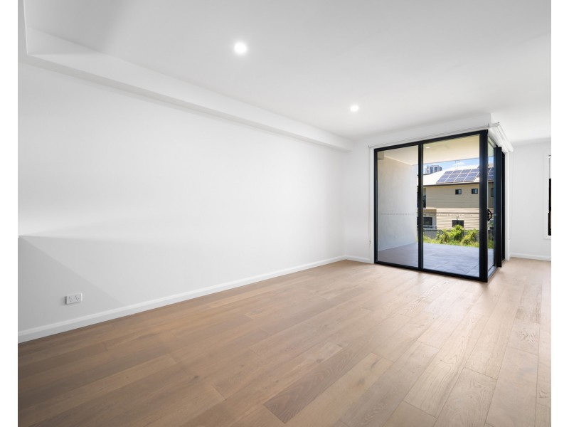 2/39 Minnie Street, Southport QLD 4215