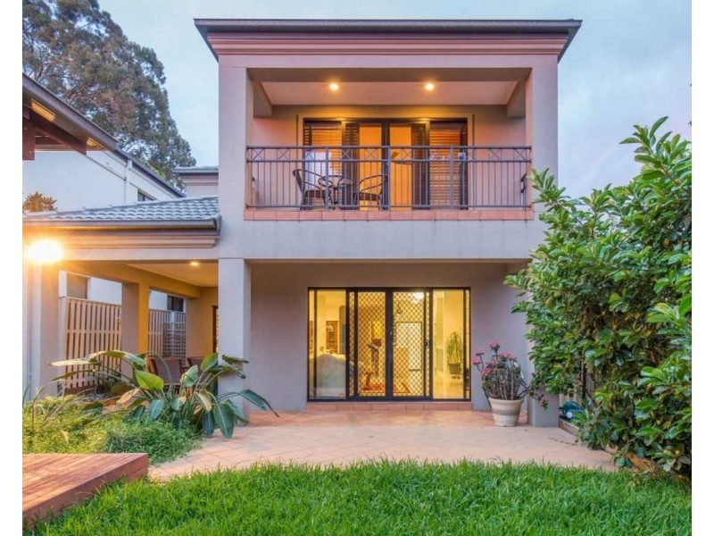 10 Meron Street, Southport QLD 4215