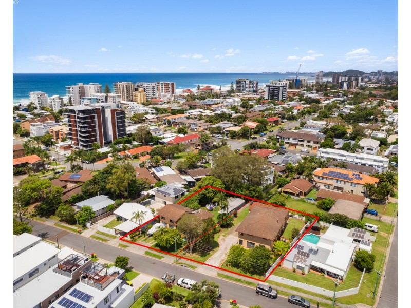 8-10 Boodera Road, Palm Beach QLD 4221