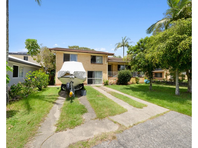 8-10 Boodera Road, Palm Beach QLD 4221