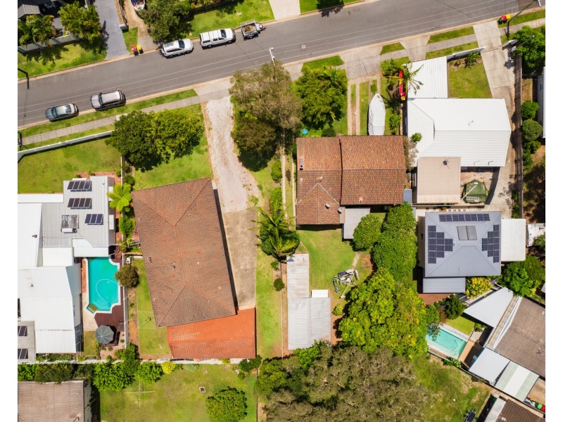 8-10 Boodera Road, Palm Beach QLD 4221