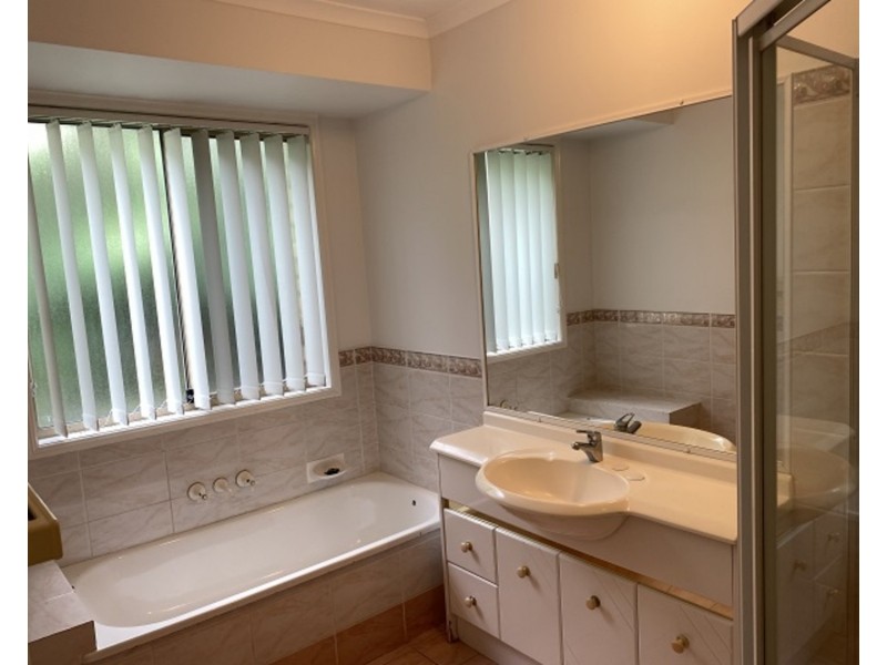 12 Daintree Drive, Parkwood QLD 4214