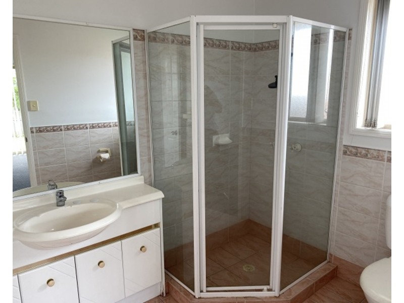 12 Daintree Drive, Parkwood QLD 4214