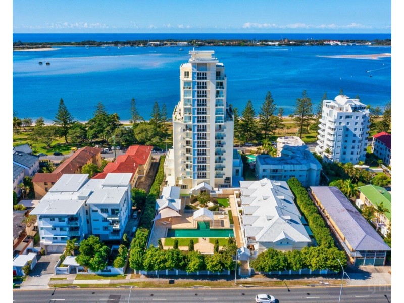 903/212 Marine Parade, Labrador QLD 4215