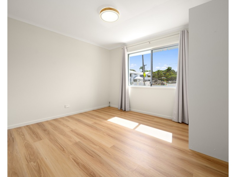 160  Benowa Road, Southport QLD 4215