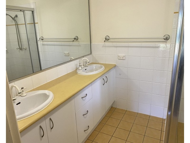 36 Highview Place, Parkwood QLD 4214