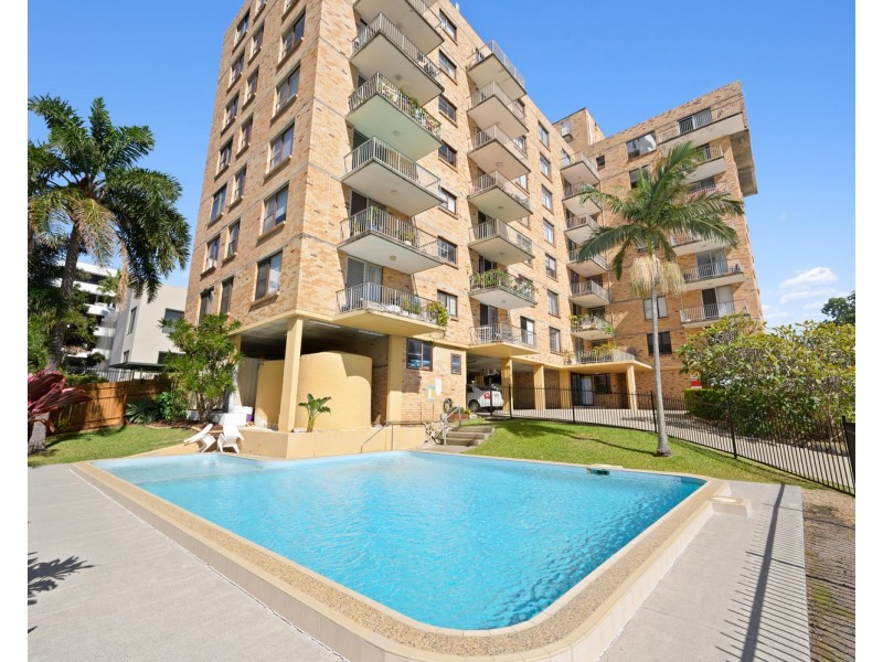 12/72 Marine Parade, Southport QLD 4215