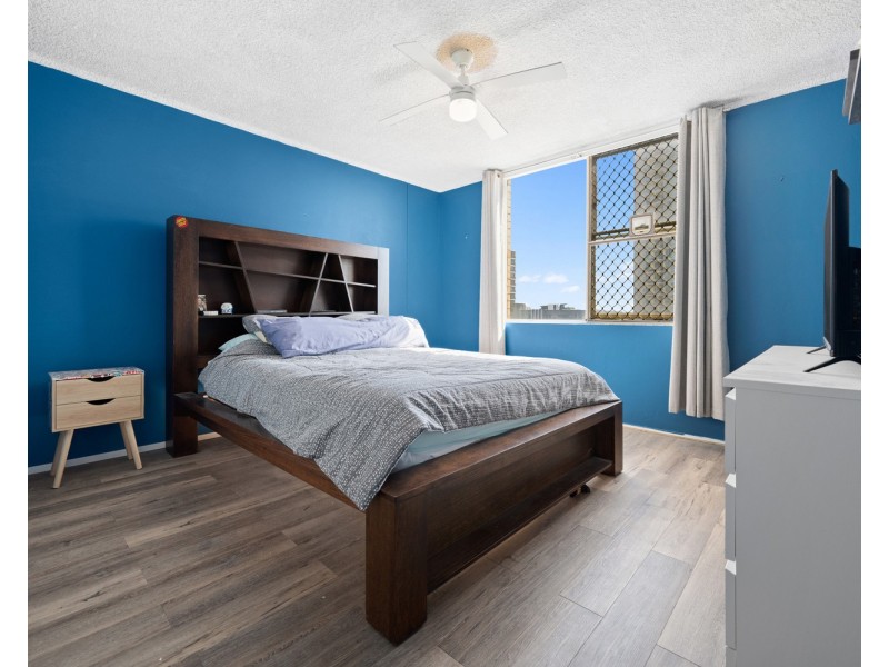 12/72 Marine Parade, Southport QLD 4215