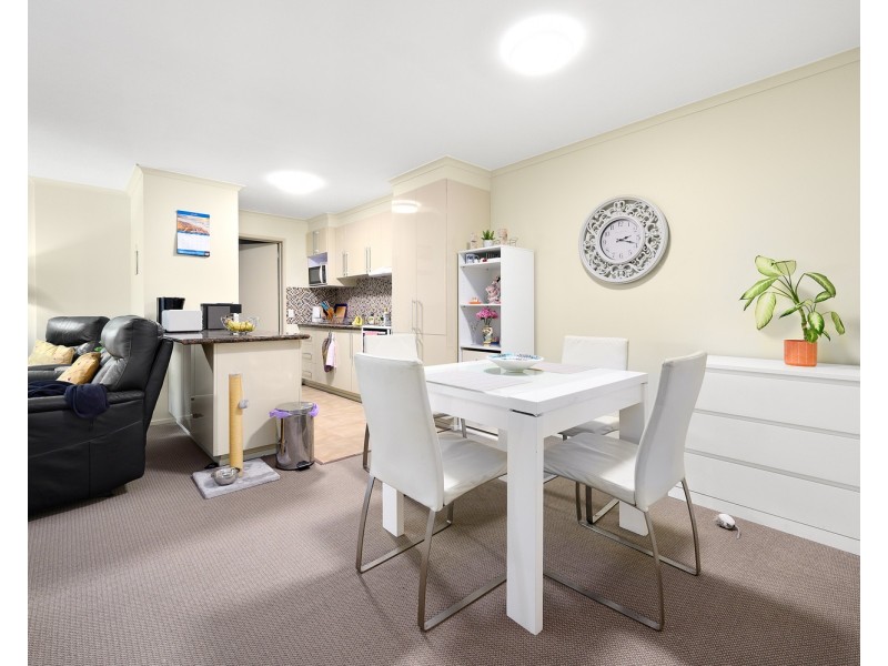 1/29 Botanical Drive, Labrador QLD 4215