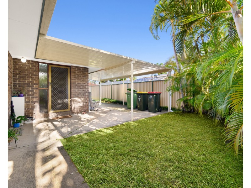 1/29 Botanical Drive, Labrador QLD 4215