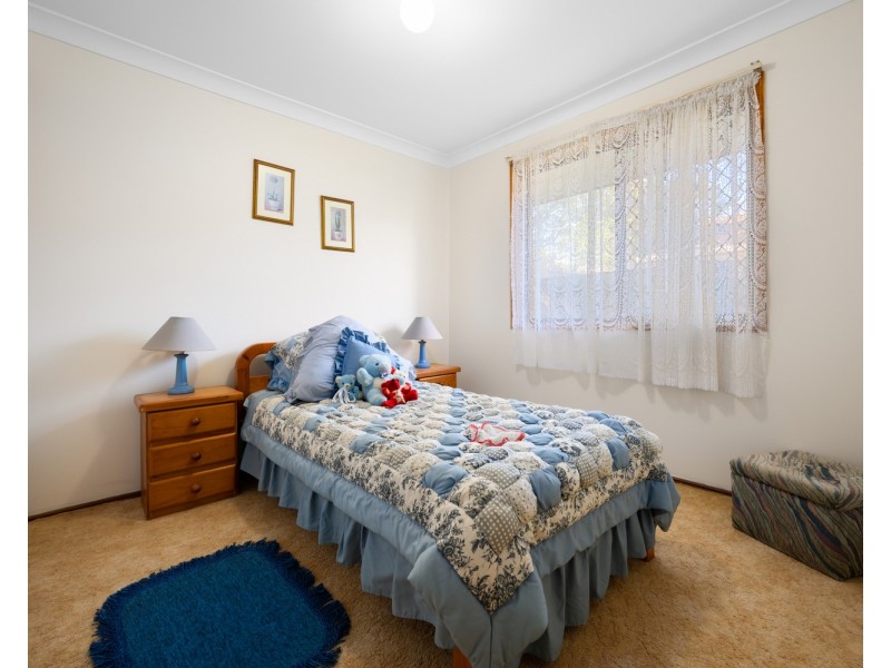 2/7 Burwood Court, Labrador QLD 4215