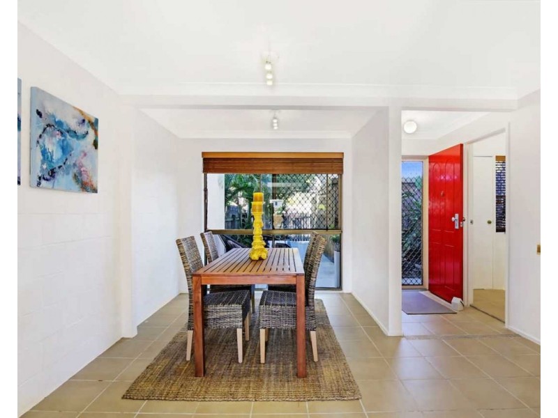 12/111 Little Usher Avenue, Labrador QLD 4215