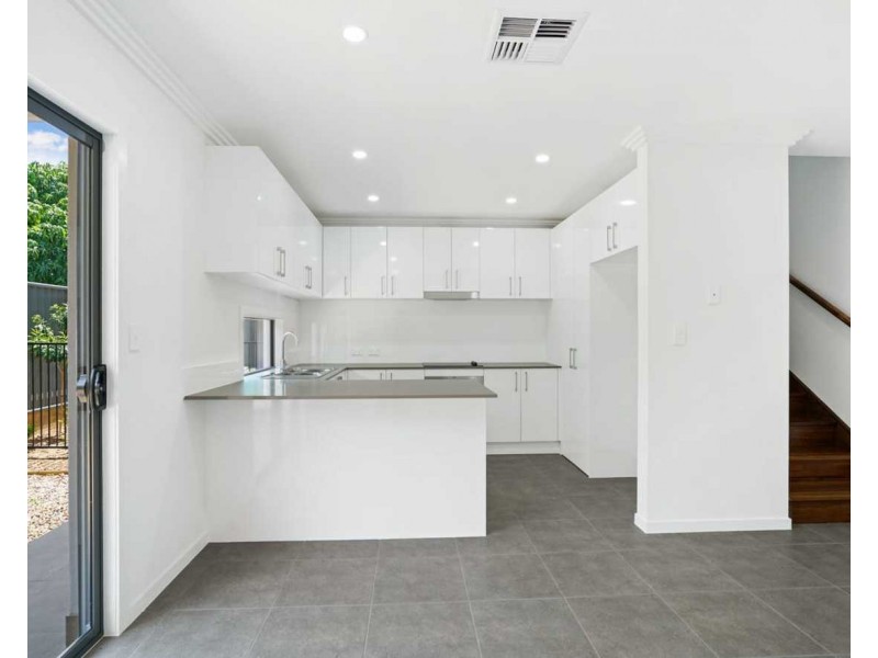 3/36 Margaret Street, Southport QLD 4215