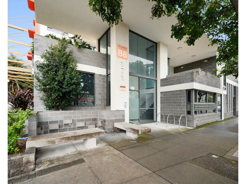 23/171 Scarborough Street, Southport QLD 4215