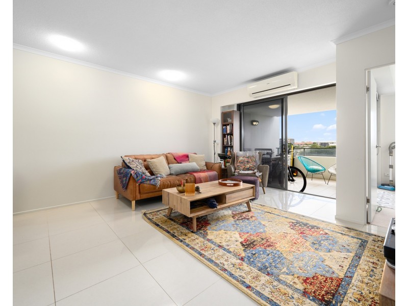 23/171 Scarborough Street, Southport QLD 4215