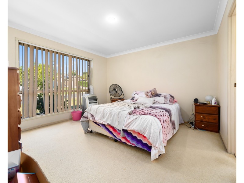 5 Chelmsford Place, Parkwood QLD 4214