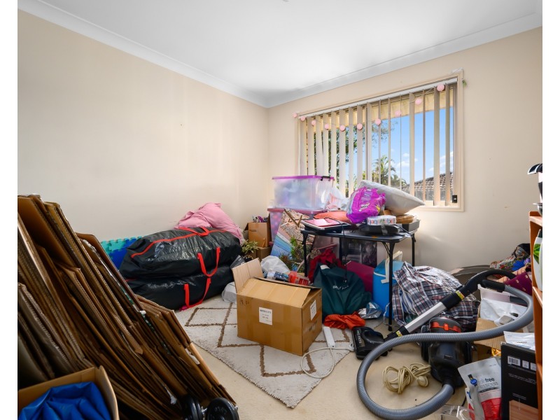 5 Chelmsford Place, Parkwood QLD 4214
