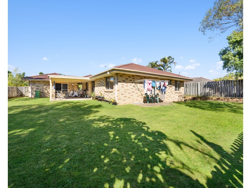 5 Chelmsford Place, Parkwood QLD 4214