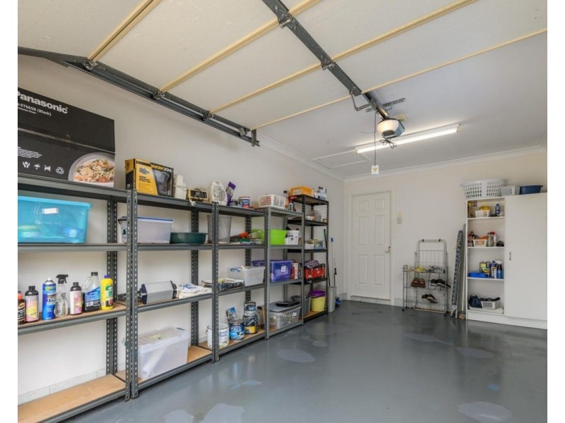 1/37 Brown Street, Labrador QLD 4215