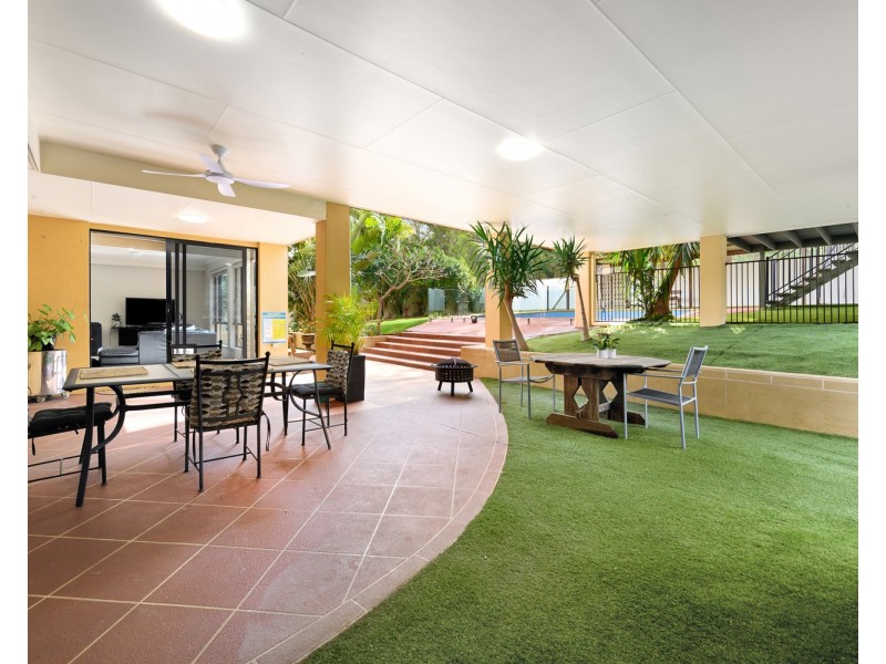 115 Arun Drive, Arundel QLD 4214