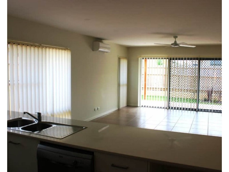 6  boston Terrace, Coomera QLD 4209