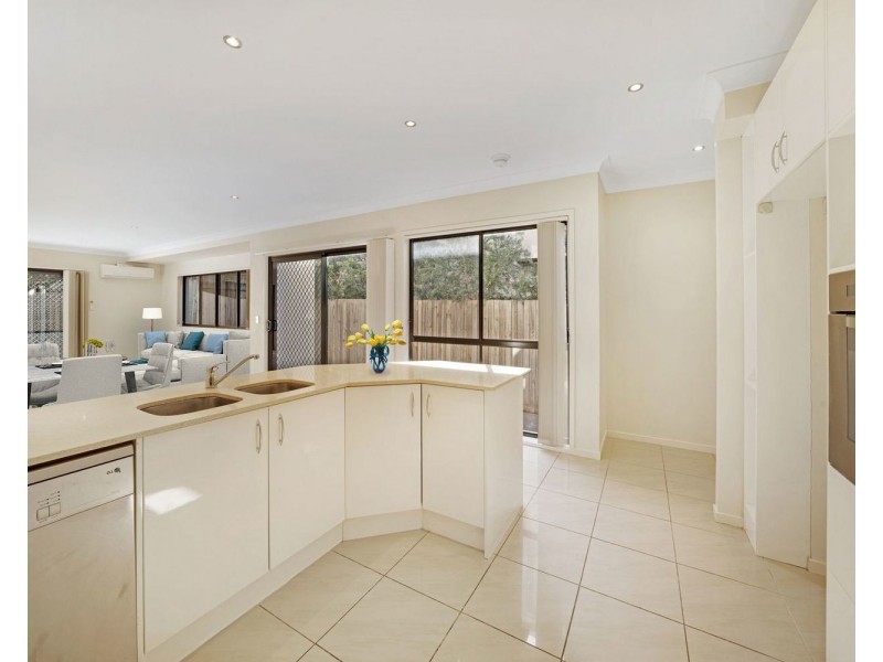 4/12 Prince Street, Southport QLD 4215