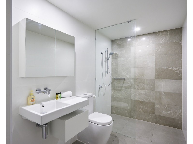 1504/9-17 Norfolk Avenue, Surfers Paradise QLD 4217