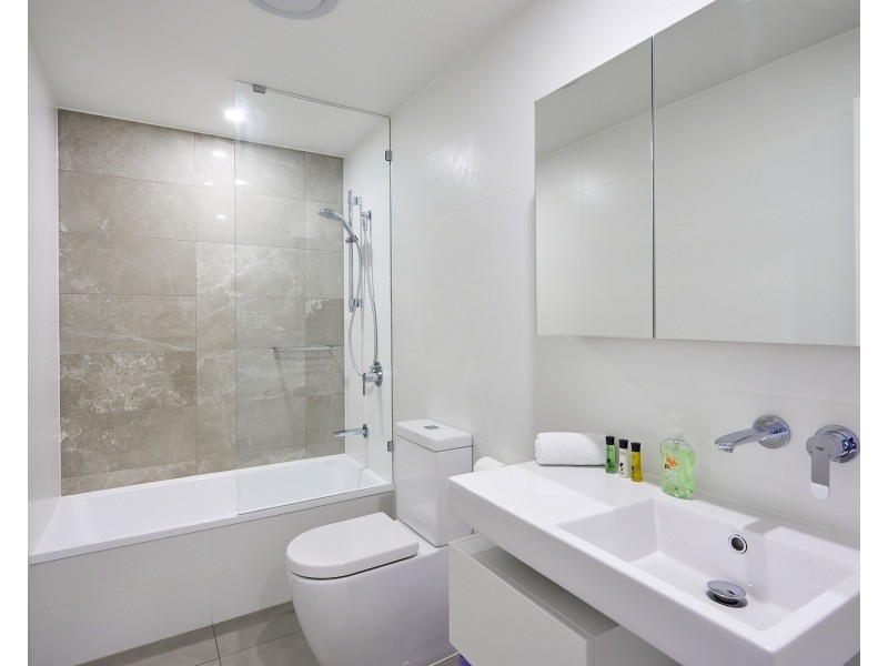 1504/9-17 Norfolk Avenue, Surfers Paradise QLD 4217