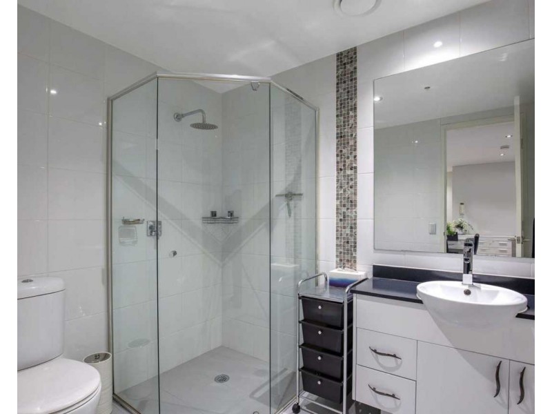 1807/2 Aqua Street, Southport QLD 4215