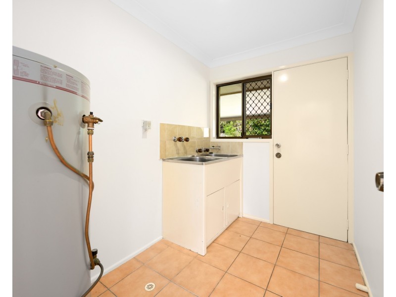 89 Wardoo Street, Southport QLD 4215