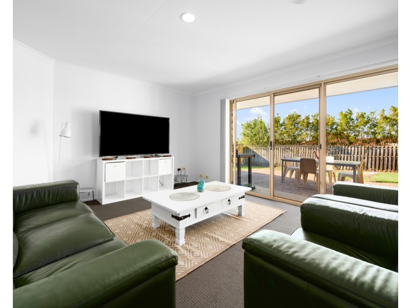 12 Daintree Drive, Parkwood QLD 4214