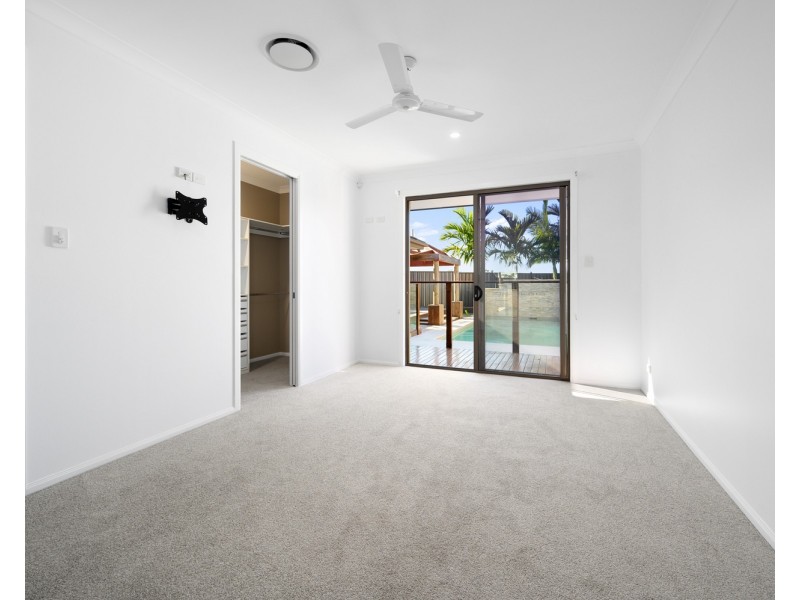 24 John Crescent, Pimpama QLD 4209
