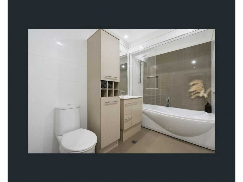 34 Eileen Avenue, Southport QLD 4215