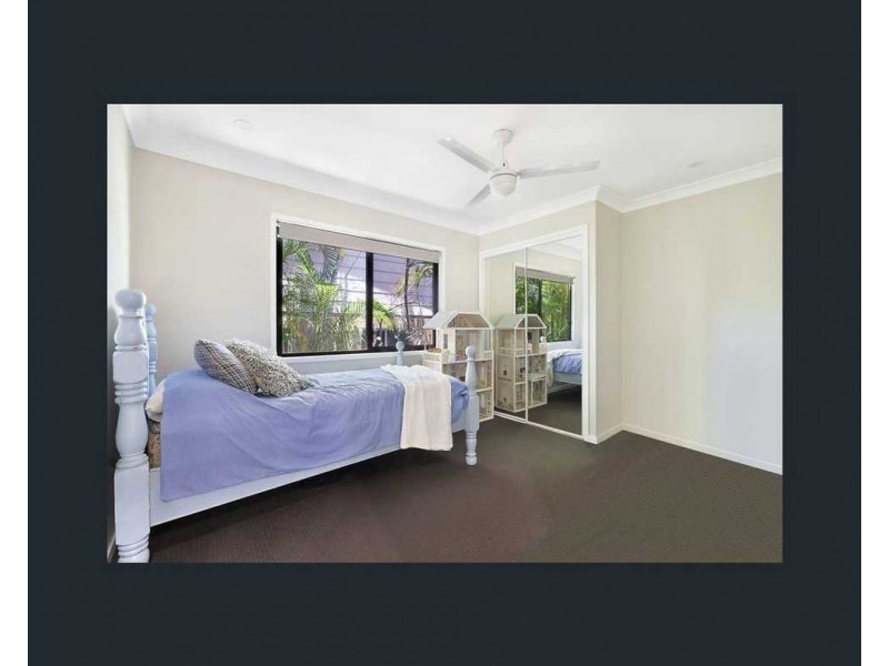 34 Eileen Avenue, Southport QLD 4215