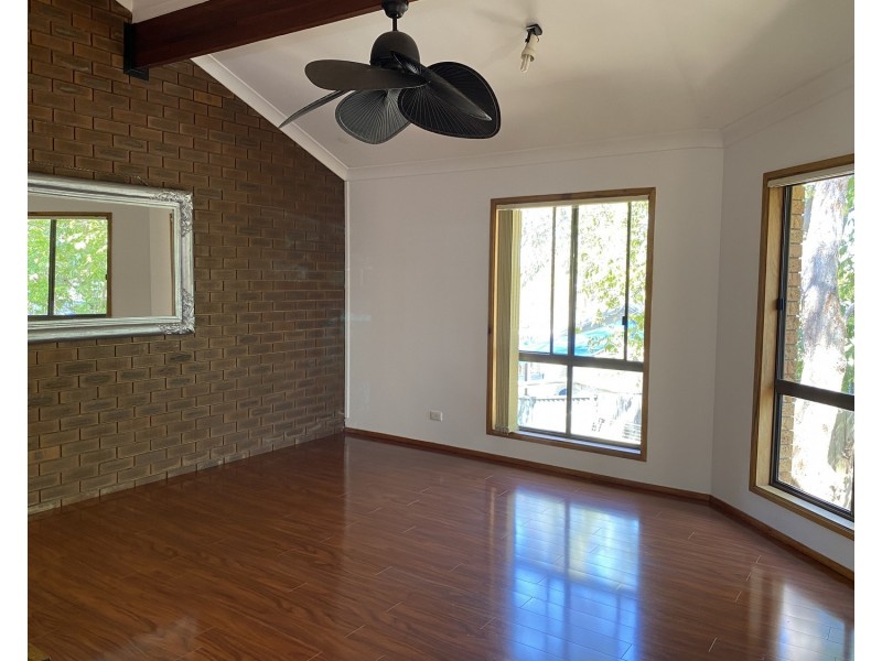 1/490 Nerang Road, Ashmore QLD 4214