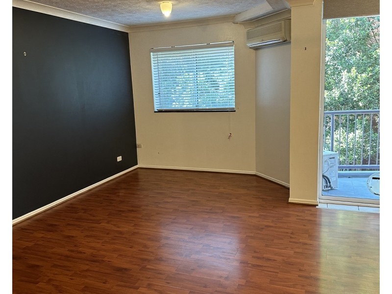 14/132 High Street, Southport QLD 4215