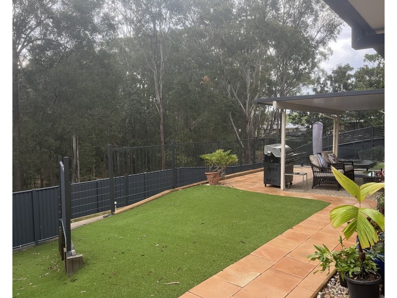 52 Ballybunnion Drive, Parkwood QLD 4214