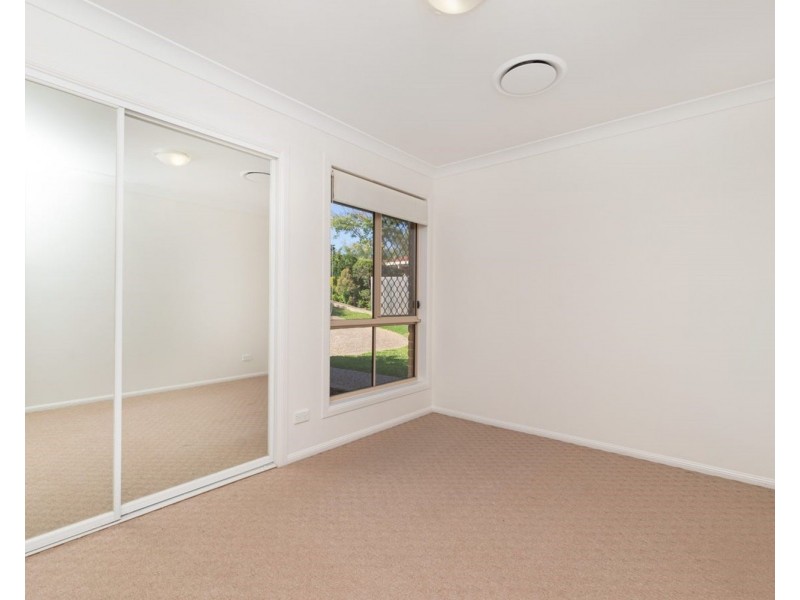 52 Ballybunnion Drive, Parkwood QLD 4214