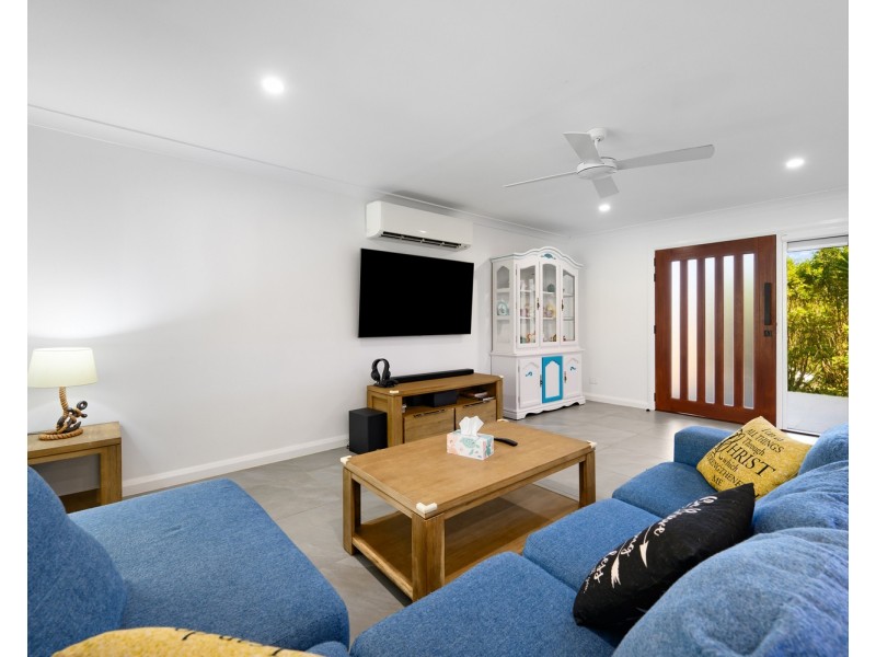 5 Alcott Court, Parkwood QLD 4214