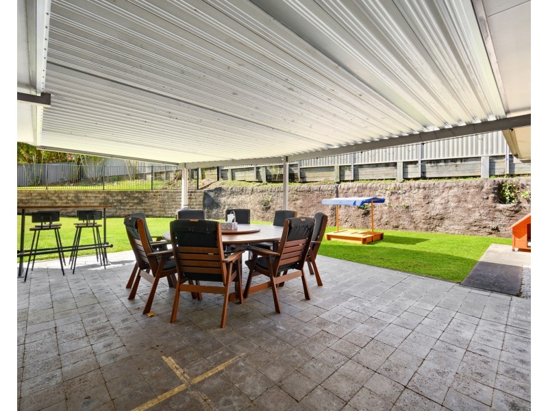 5 Alcott Court, Parkwood QLD 4214