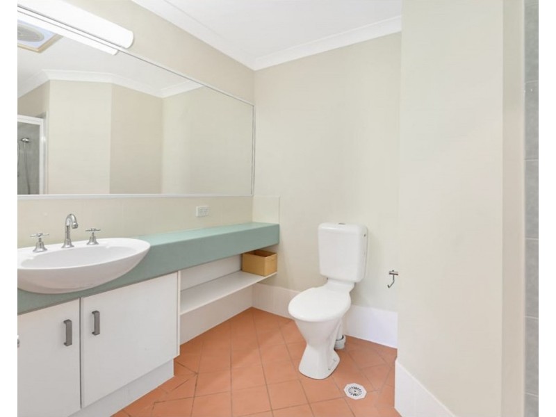 62/100 Morala Avenue, Runaway Bay QLD 4216