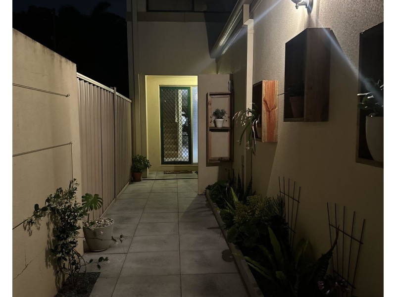 62/100 Morala Avenue, Runaway Bay QLD 4216