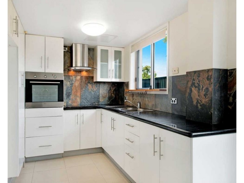 6/74 Pohlman Street, Southport QLD 4215