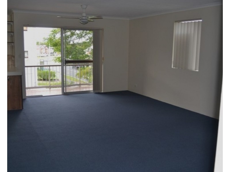 7/210 Scarborough Street, Southport QLD 4215